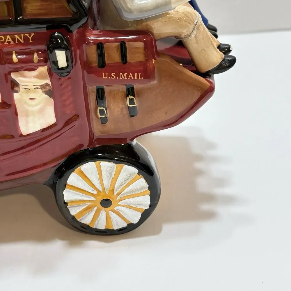 WELLS FARGO & COMPANY (U.S. MAIL) Stagecoach Ceramic COOKIE JAR (2011) READ